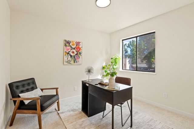 6892 Calvine Rd, Sacramento, CA 95823