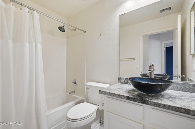 273 E CHICORY Place, San Tan Valley, AZ 85143