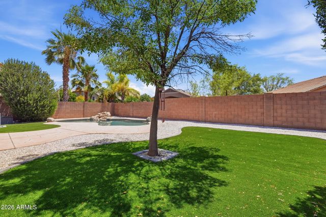 273 E CHICORY Place, San Tan Valley, AZ 85143