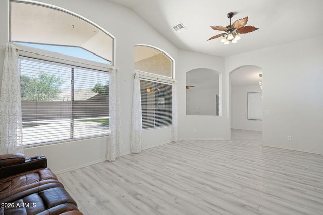 273 E CHICORY Place, San Tan Valley, AZ 85143