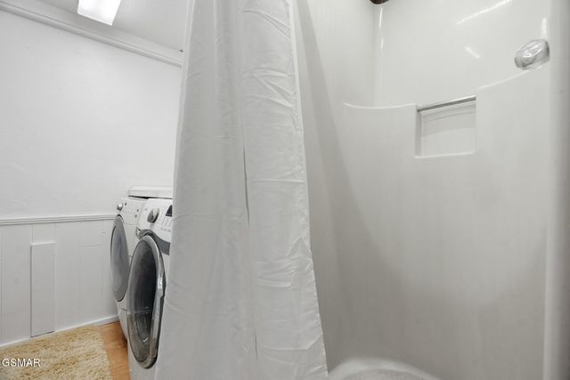 1945 Valley Woods Drive, Sevierville, TN 37862