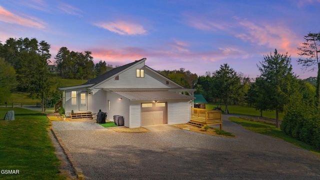 1945 Valley Woods Drive, Sevierville, TN 37862