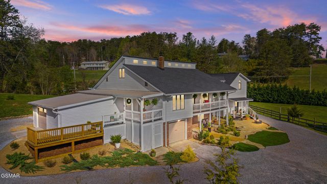 1945 Valley Woods Drive, Sevierville, TN 37862