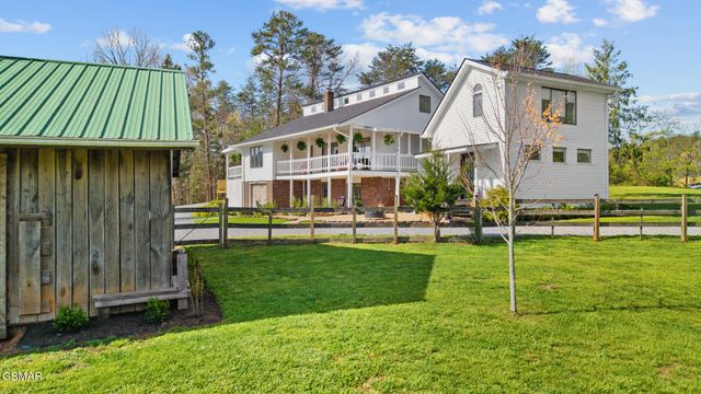 1945 Valley Woods Drive, Sevierville, TN 37862