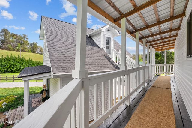 1945 Valley Woods Drive, Sevierville, TN 37862