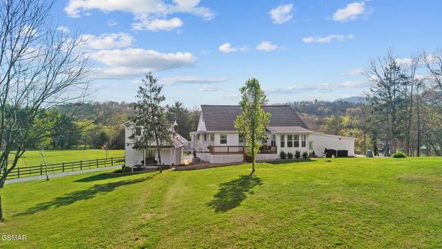 1945 Valley Woods Drive, Sevierville, TN 37862