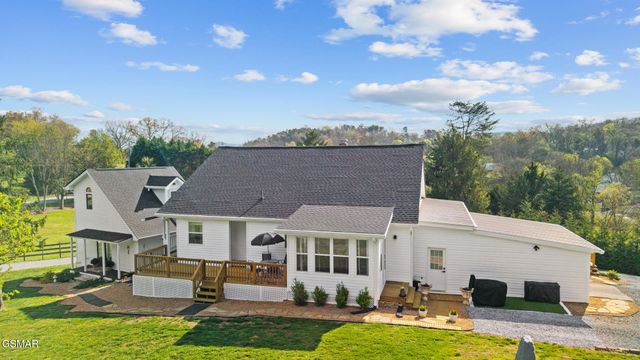 1945 Valley Woods Drive, Sevierville, TN 37862