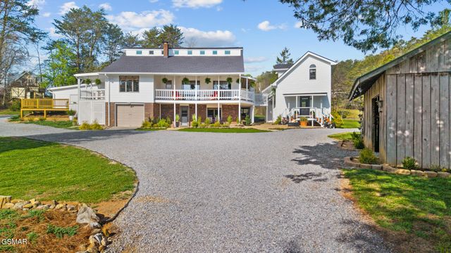 1945 Valley Woods Drive, Sevierville, TN 37862