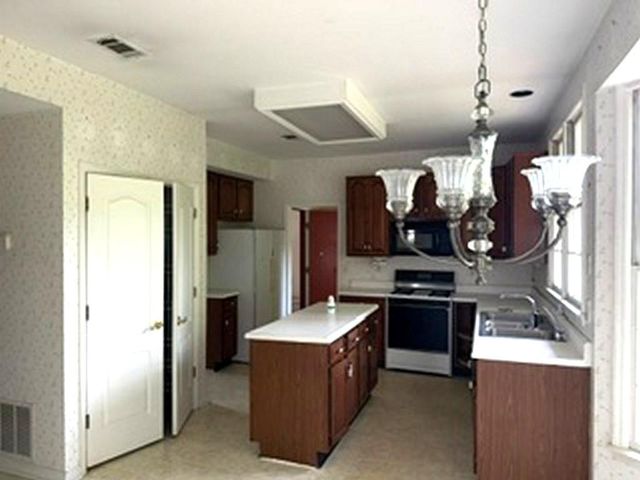 11640 Windbrooke Way, Alpharetta, GA 30005