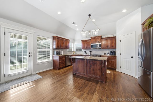 14346 S Toledo Avenue, Bixby, OK 74008