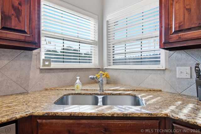 14346 S Toledo Avenue, Bixby, OK 74008