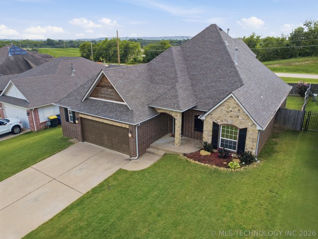 14346 S Toledo Avenue, Bixby, OK 74008