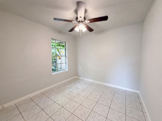 12510 Daventry Lane, Houston, TX 77039