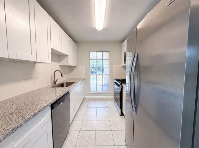 12510 Daventry Lane, Houston, TX 77039