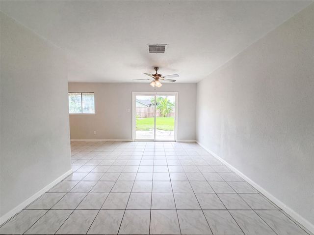 12510 Daventry Lane, Houston, TX 77039
