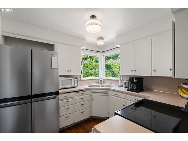 207 Nw 45TH St, Vancouver, WA 98660