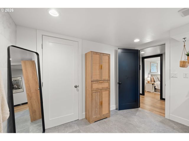 207 Nw 45TH St, Vancouver, WA 98660