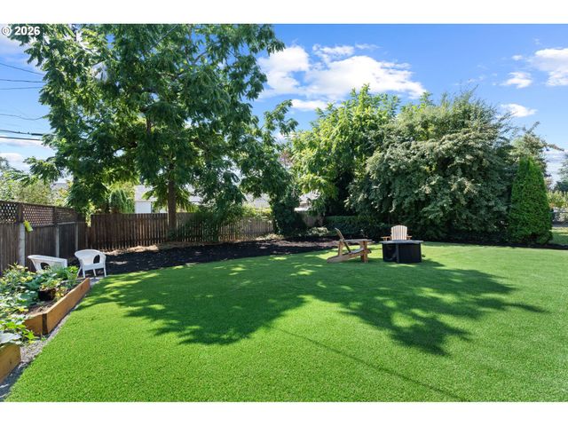 207 Nw 45TH St, Vancouver, WA 98660