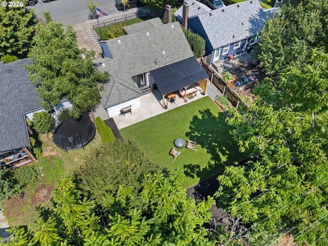 207 Nw 45TH St, Vancouver, WA 98660