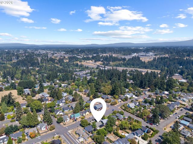 207 Nw 45TH St, Vancouver, WA 98660