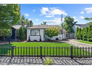 207 Nw 45TH St, Vancouver, WA 98660