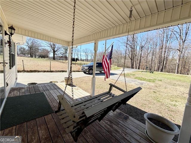 633 Cash Road NE, Calhoun, GA 30701