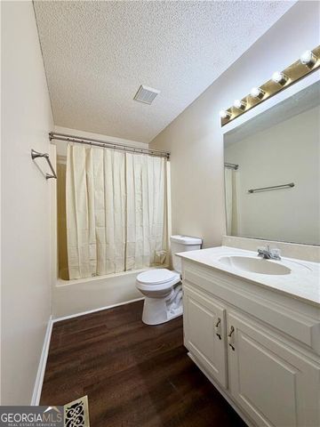 633 Cash Road NE, Calhoun, GA 30701