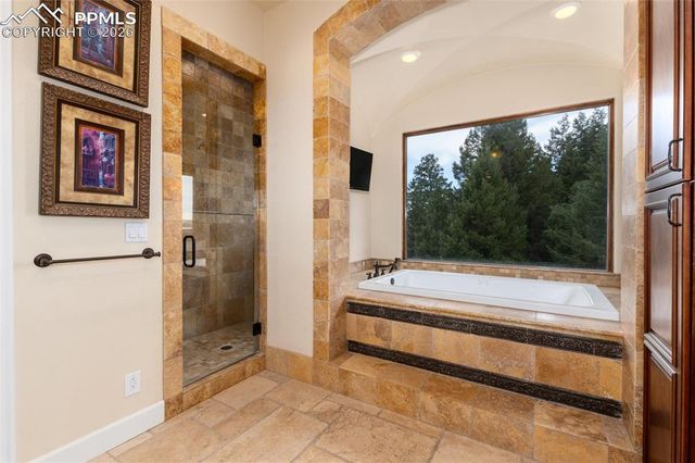 2869 Valley Park Drive, Larkspur, CO 80118