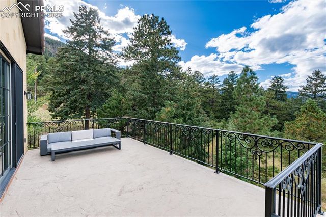 2869 Valley Park Drive, Larkspur, CO 80118