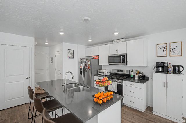 1057 E DORY BOAT RD, Saratoga Springs, UT 84045