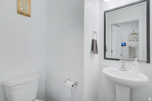 1057 E DORY BOAT RD, Saratoga Springs, UT 84045