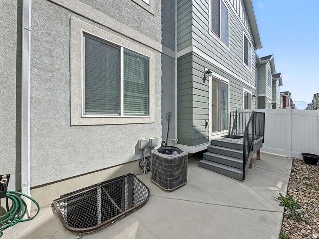 1057 E DORY BOAT RD, Saratoga Springs, UT 84045