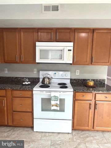 10804 WALL ST, Fredericksburg, VA 22408