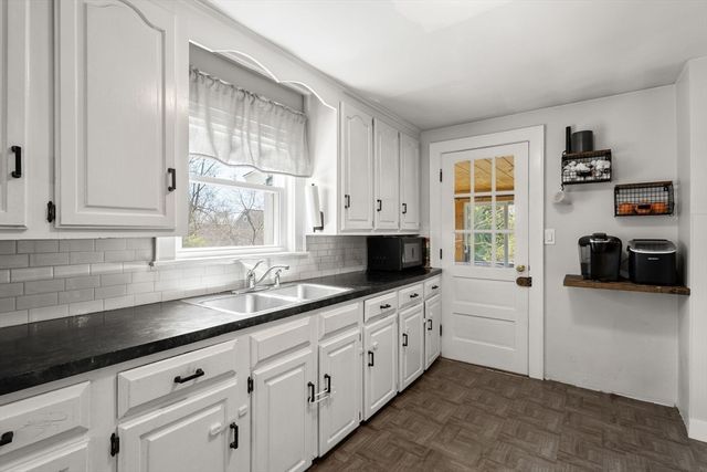 46 Newbert Ave, Weymouth, MA 02190