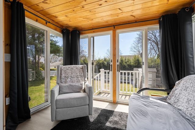 46 Newbert Ave, Weymouth, MA 02190