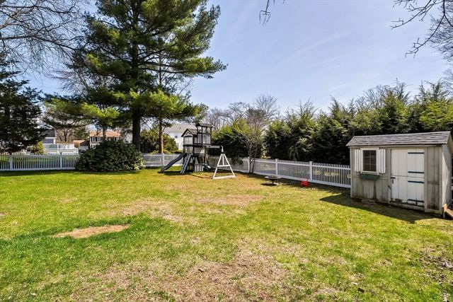 46 Newbert Ave, Weymouth, MA 02190