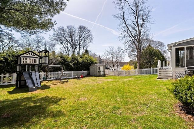 46 Newbert Ave, Weymouth, MA 02190