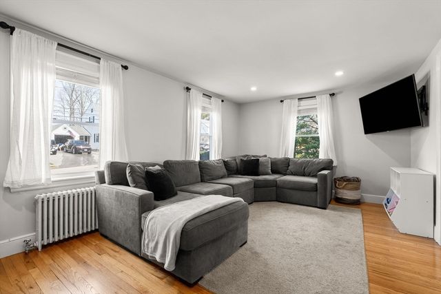 46 Newbert Ave, Weymouth, MA 02190