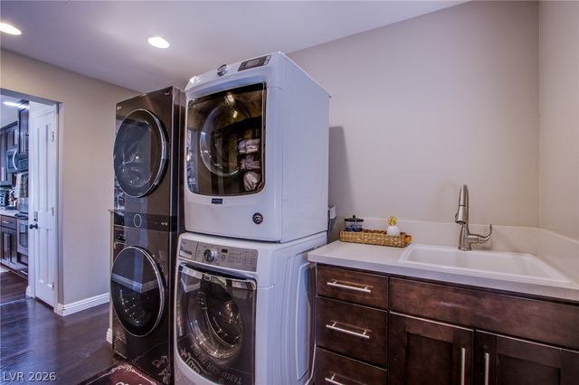 3449 Algonquin Circle, Las Vegas, NV 89169