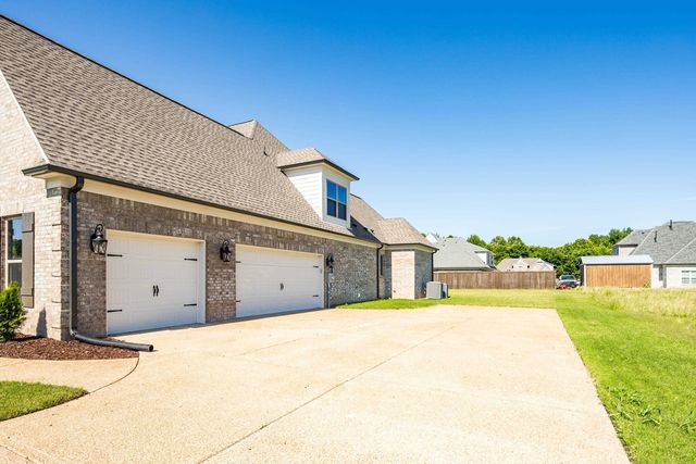 430 MARRIETTA DR, Oakland, TN 38060