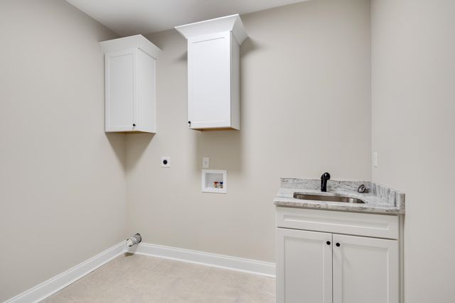 430 MARRIETTA DR, Oakland, TN 38060