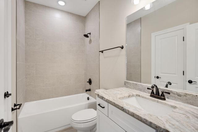 430 MARRIETTA DR, Oakland, TN 38060