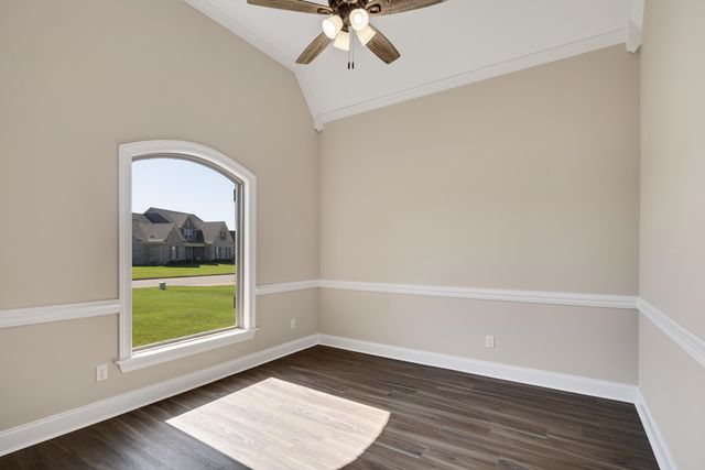 430 MARRIETTA DR, Oakland, TN 38060
