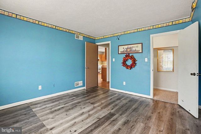 4521 FORT MCCORD RD, Chambersburg, PA 17202