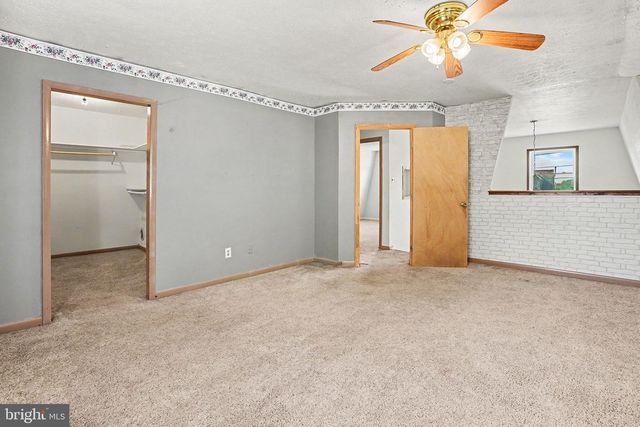 4521 FORT MCCORD RD, Chambersburg, PA 17202