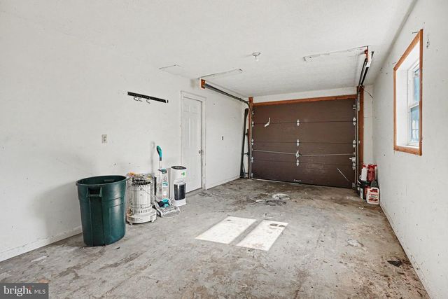 4521 FORT MCCORD RD, Chambersburg, PA 17202