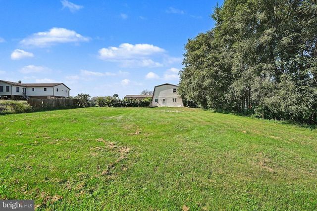 4521 FORT MCCORD RD, Chambersburg, PA 17202
