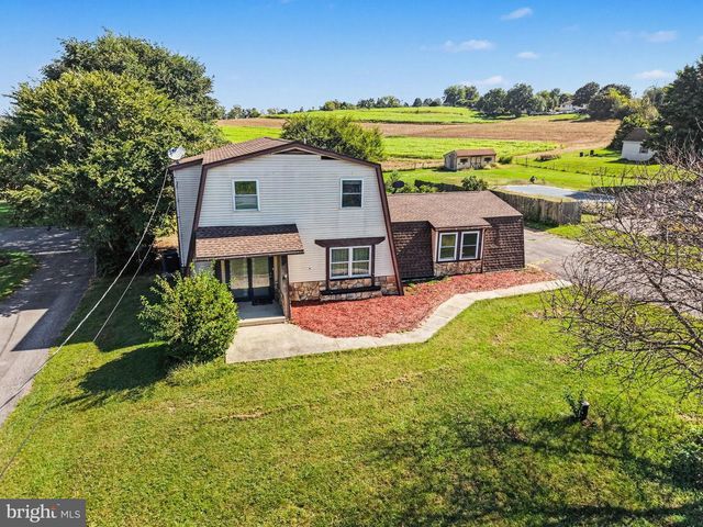 4521 FORT MCCORD RD, Chambersburg, PA 17202
