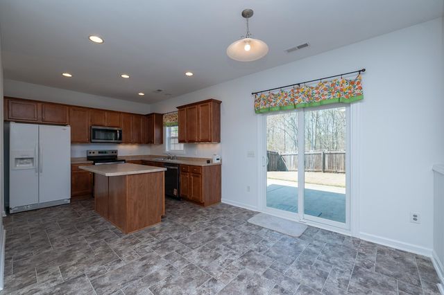 815 Bayshore Lane, Moore, SC 29369