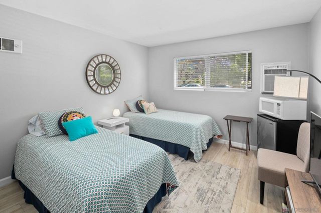 3266 1st Avenue 35, San Diego, CA 92103